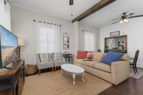 Uptown Cottage Unit A